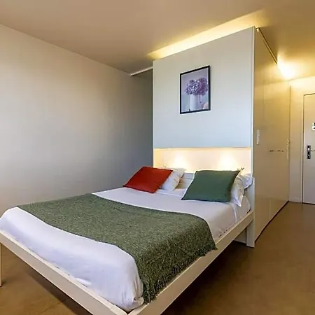 Study Bordeaux Apart Otel