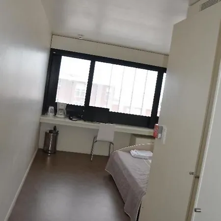 Hotel apartamentowy Study Bordeaux 3*