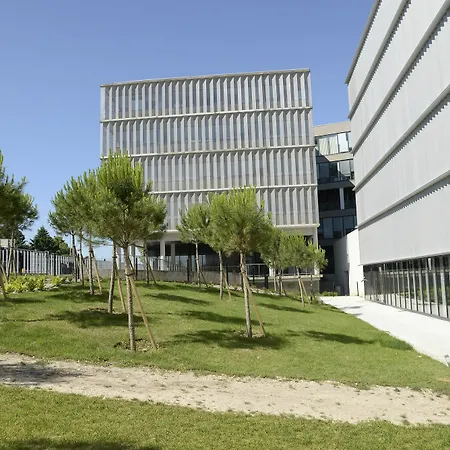 Study Bordeaux Hotel apartamentowy Lormont