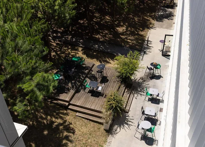 Study Bordeaux Aparthotel Lormont