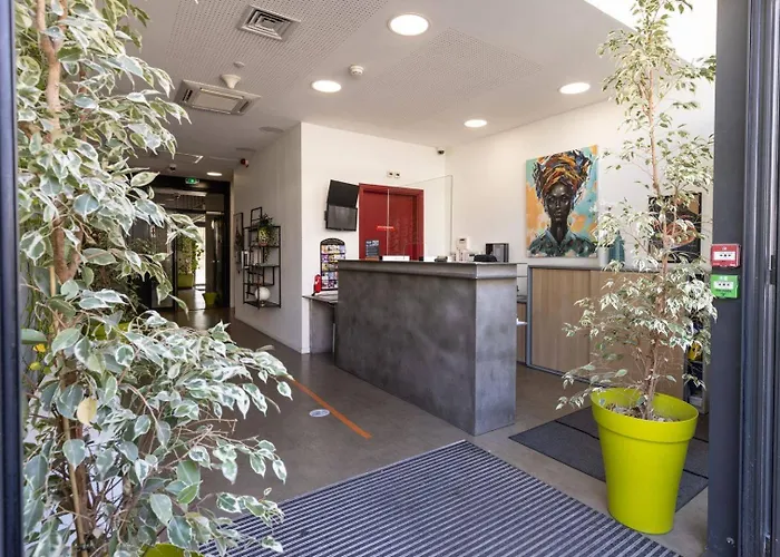 Study Bordeaux 3* Lormont