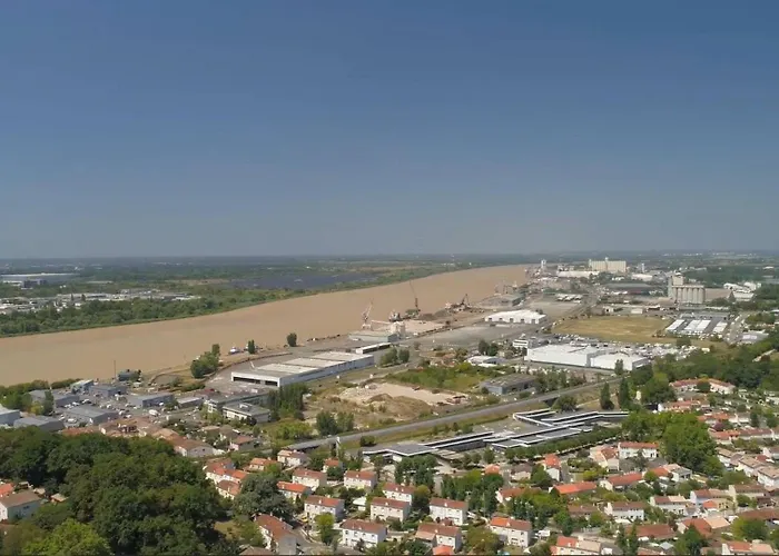 Study Bordeaux Aparthotel