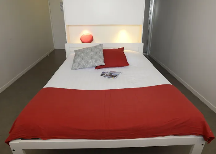 Study Bordeaux Aparthotel