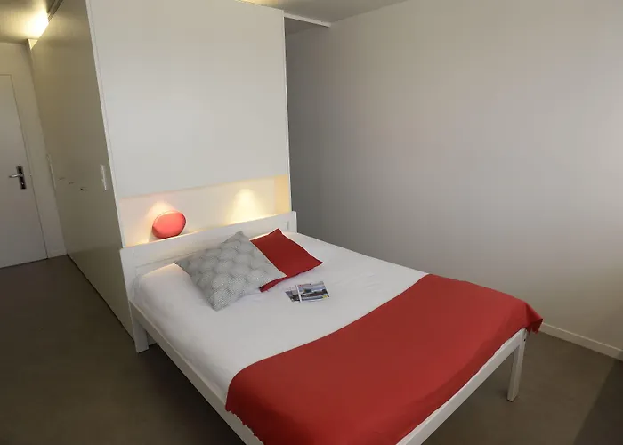 Aparthotel Study Bordeaux 3*