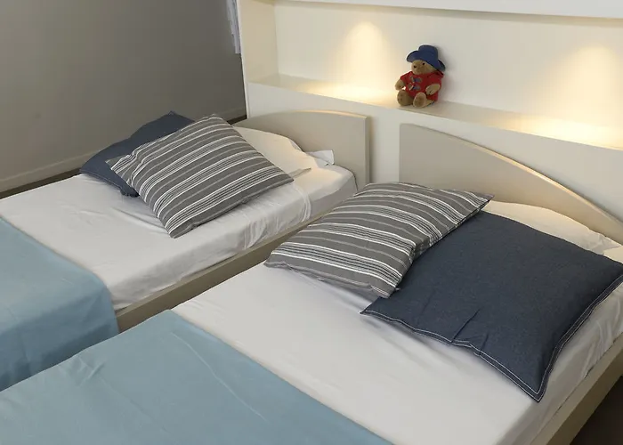 Study Bordeaux Aparthotel Lormont